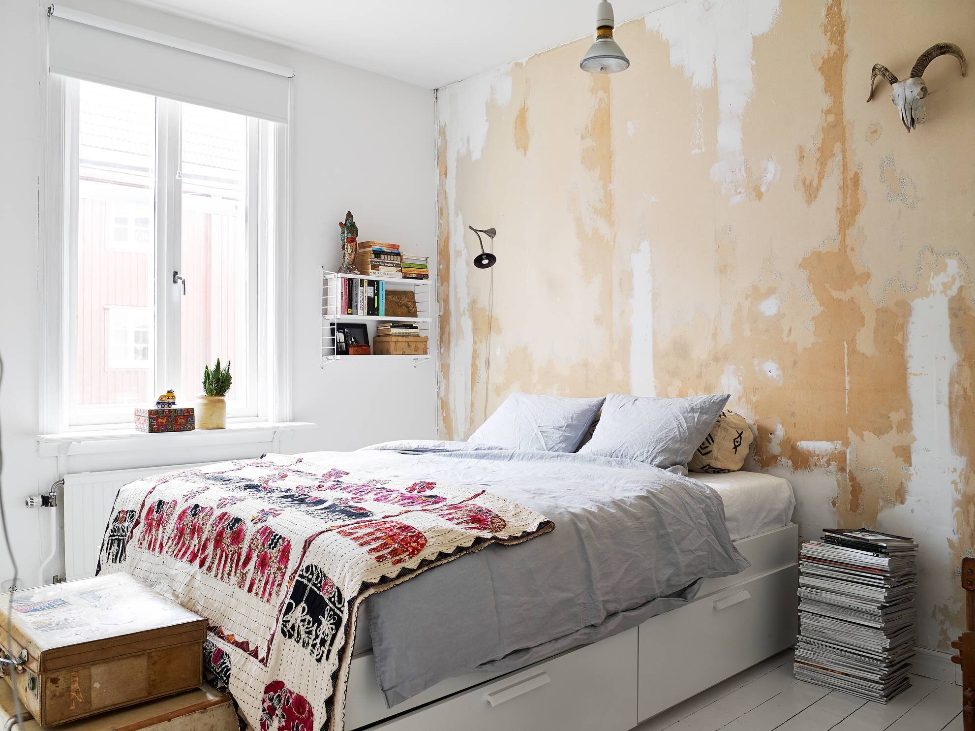 Cozy apartment design: interior design featuring wooden elements ...