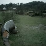 Curved Tiny House in Sweden by Torsten Ottesjö