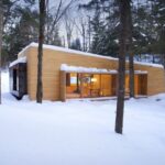 La Luge House by YH2 Architects - Quebec Canada - Winter Cabin - Humble Homes