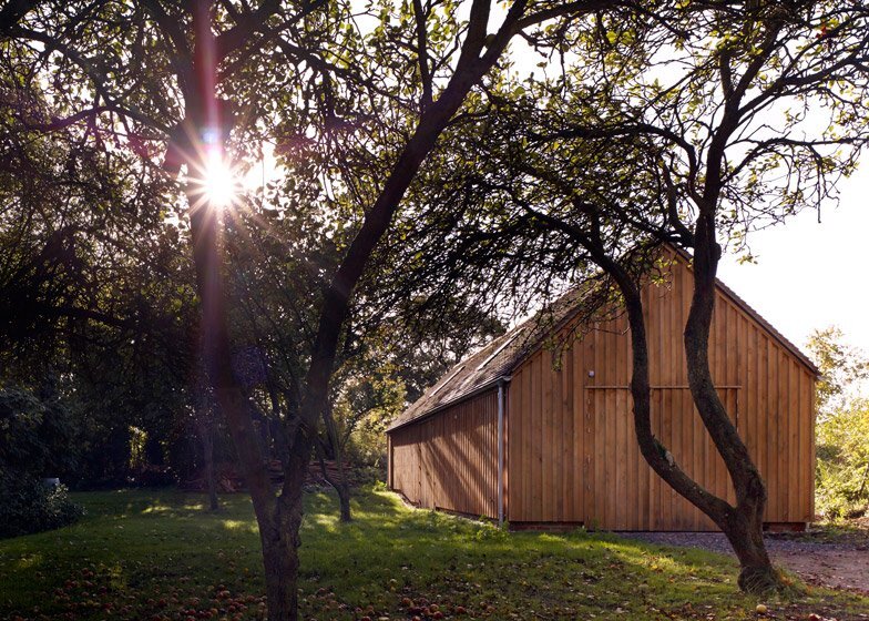 Long Sutton Studio - Cassion Castle Architects - Tom Lloyd - Workshop Exterior - Humble Homes