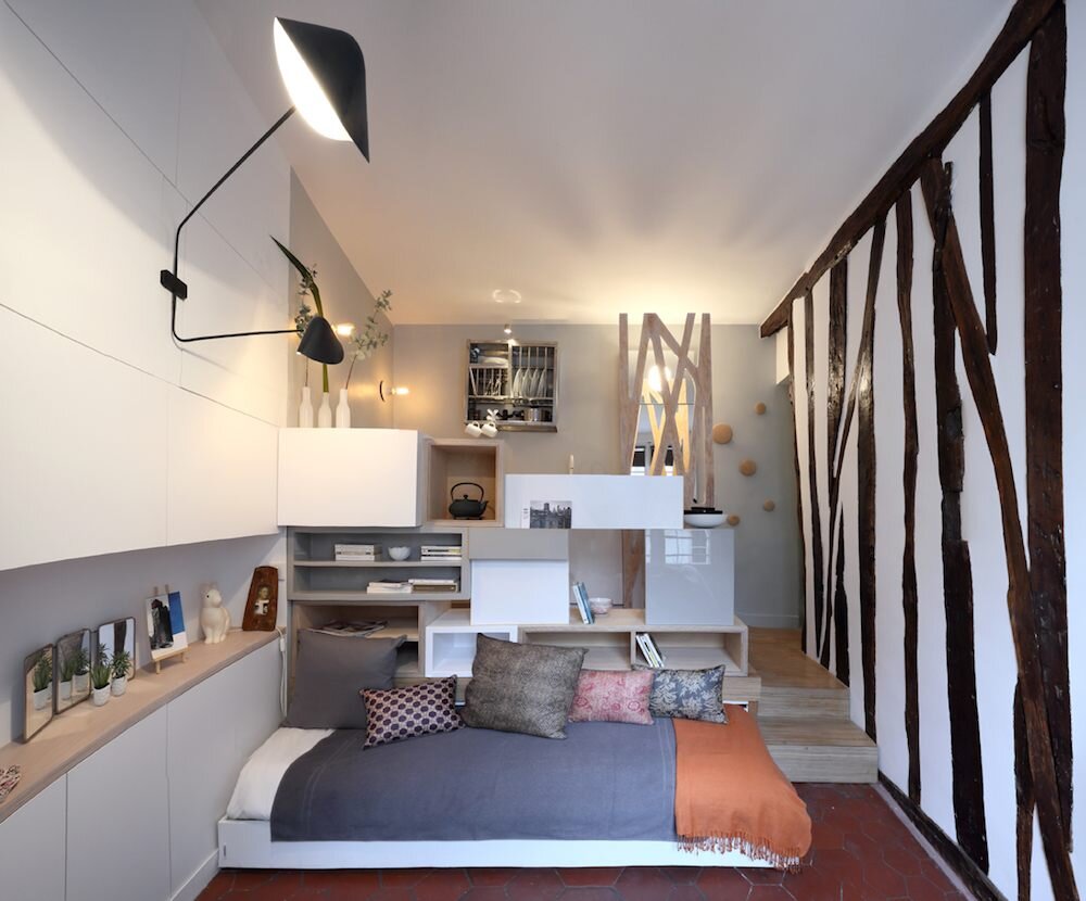 tiny-paris-apartment-transformed-into-a-functional-home