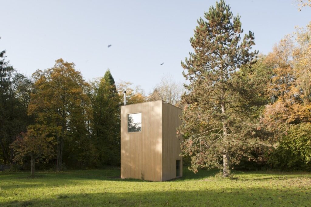 LVPH Architectes - Small House - Windig Park - Fribourg - Switzerland - Exterior - Humble Homes