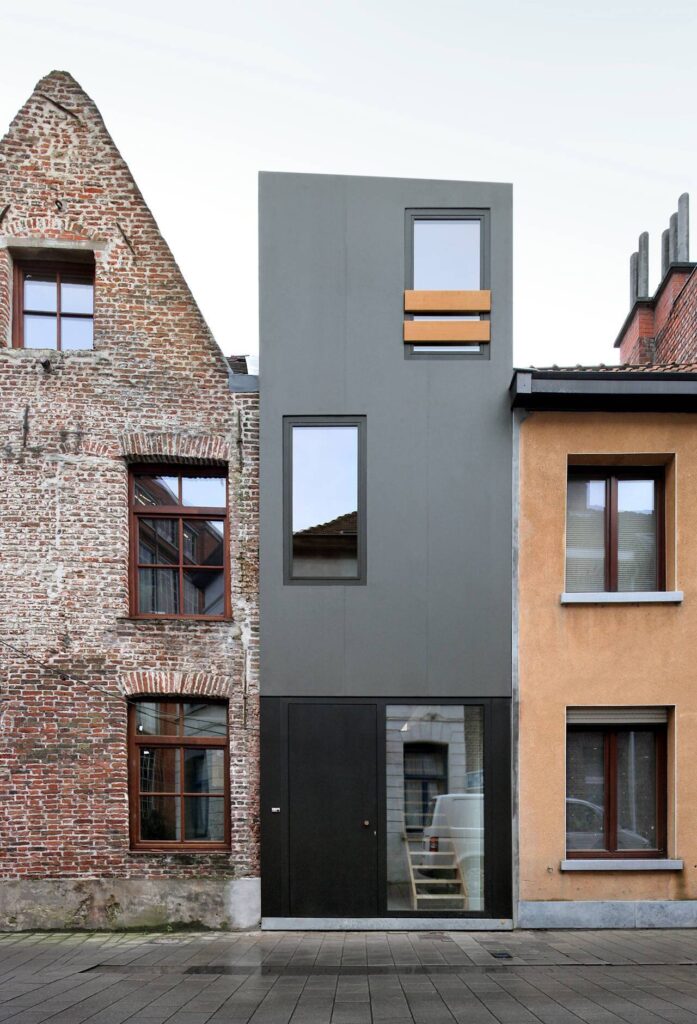 Small House - Gelukstraat Belgium - Dierendonck Blancke Architecten - Exterior - Humble Homes