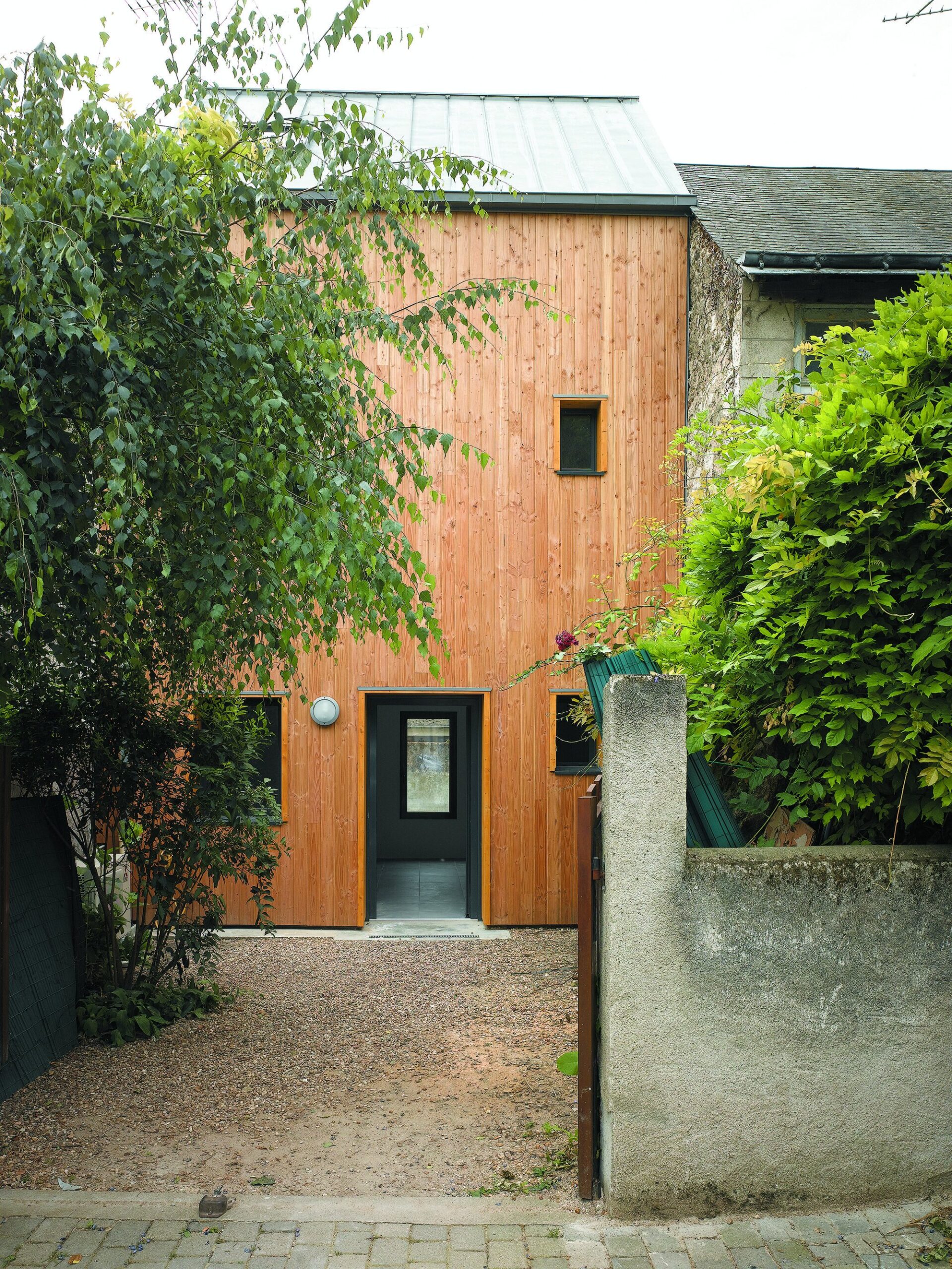 Rue Losserand - Small House - atelier 100architecture - France - Exterior - Humble Homes