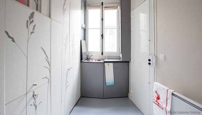 Kitoko Studio - Tiny Apartment - Paris - Kitchen - Humble Homes