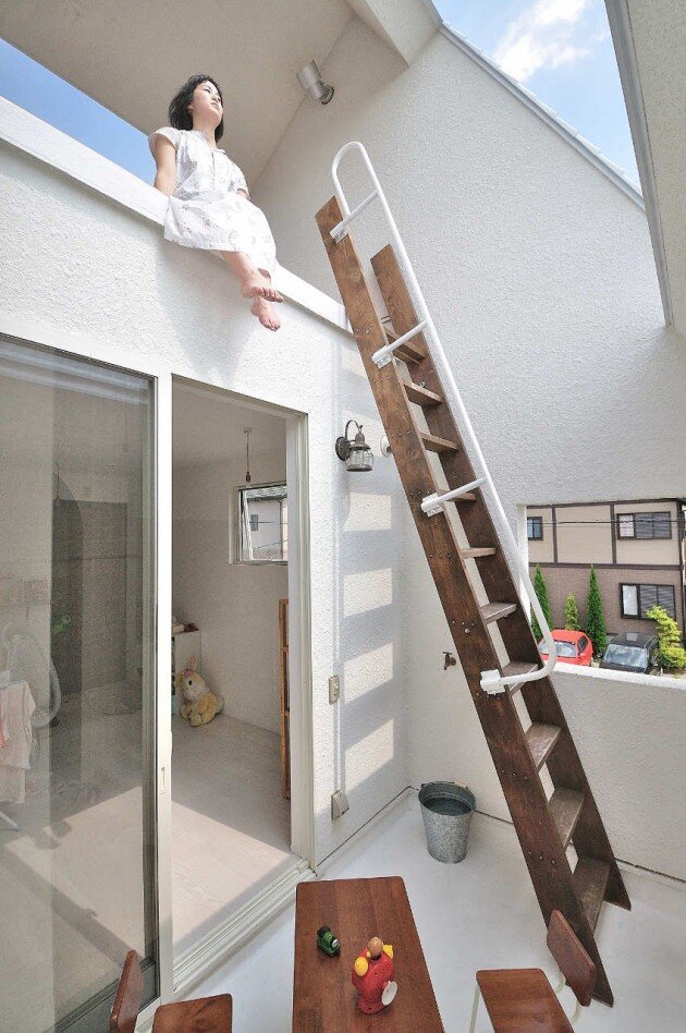 The Montblanc House - Studio Velocity - Japan - Ladders - Humble Homes