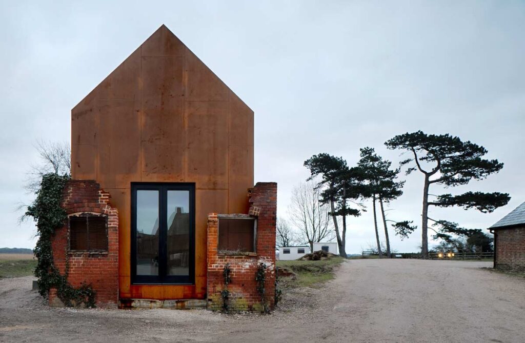 Dovecote Studio - Tiny Retreat - Haworth Tompkins - England - Exterior - Humble Homes