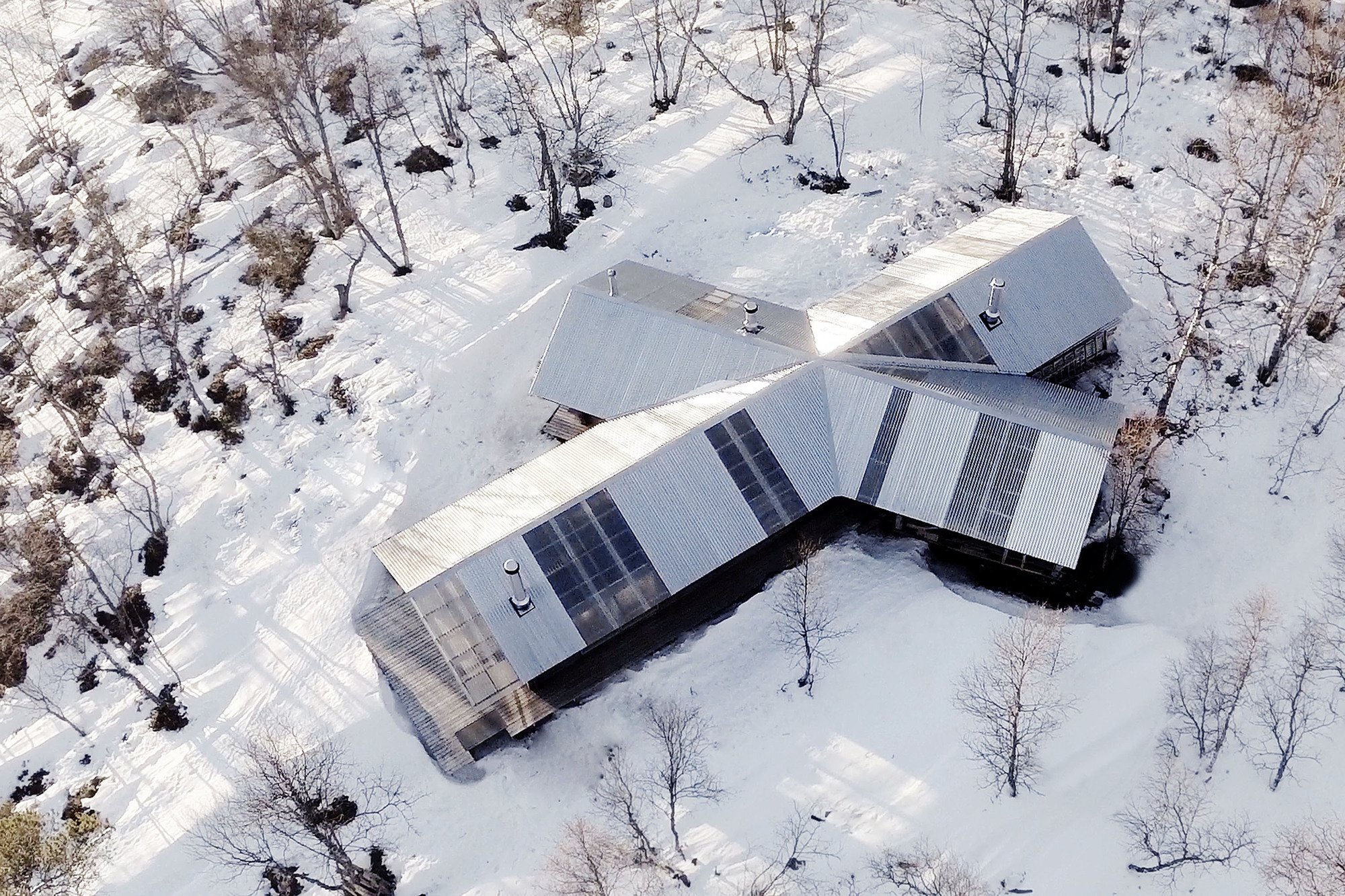 Cabin at Femunden - Cabin - Aslak Haanshuus Arkitekter - Norway - Exterior - Humble Homes