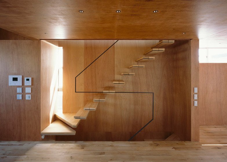 Nord - Small Japanese House - Apollo Architects - Tokyo - Staircase - Humble Homes