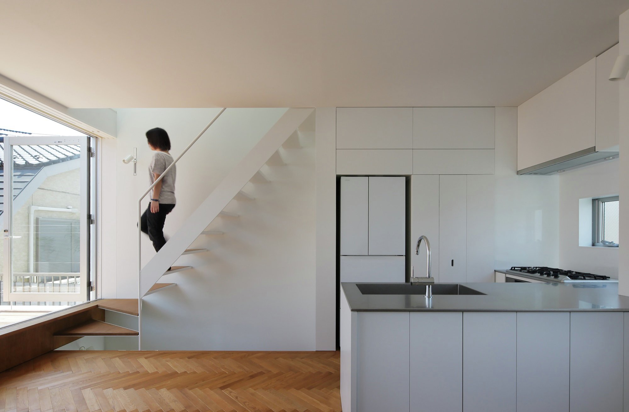 Little House with a Big Terrace - Takuro Yamamoto - Tokyo - Kitchen - Humble Homes