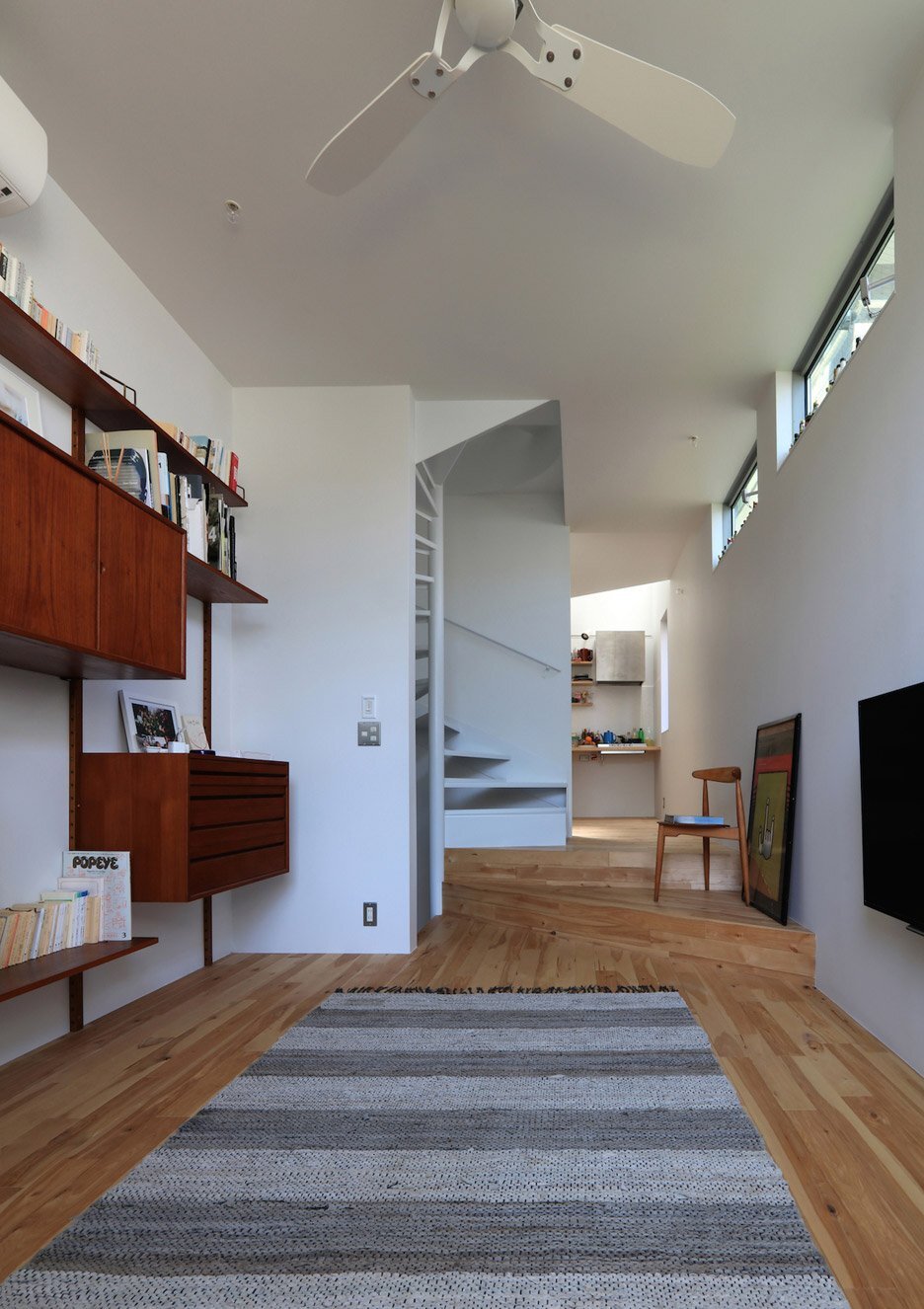 House at Hommachi - Atelier Hako Architects - Japan - Living Room - Humble Homes