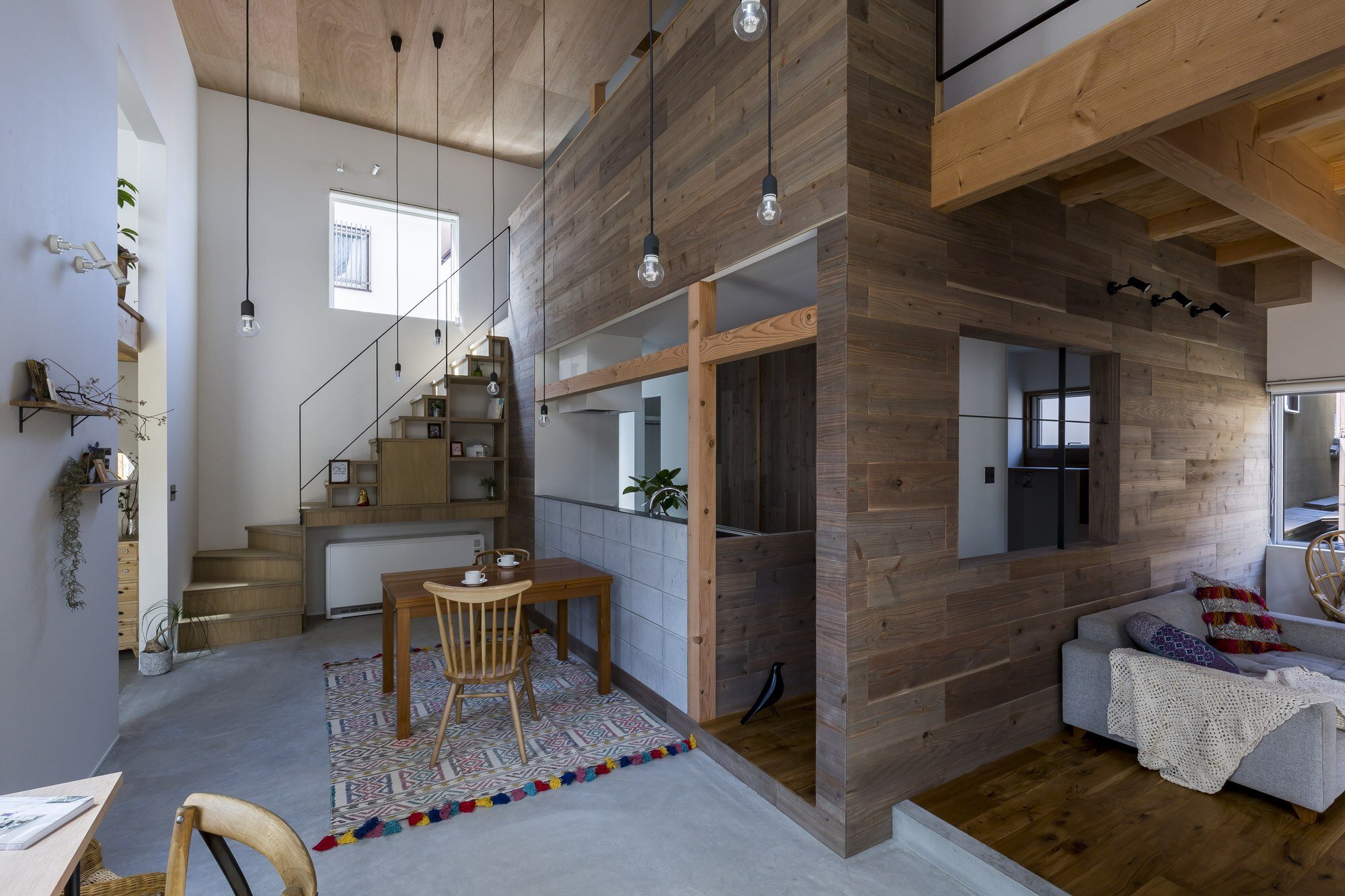 Uzi House - ALTS Design Office - Hironocho Kyoto - Dining and Living Room - Humble Homes