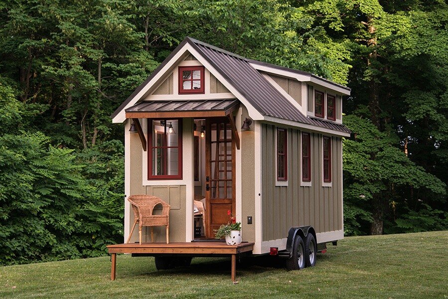 Custom portable tiny houses on wheels for sale.