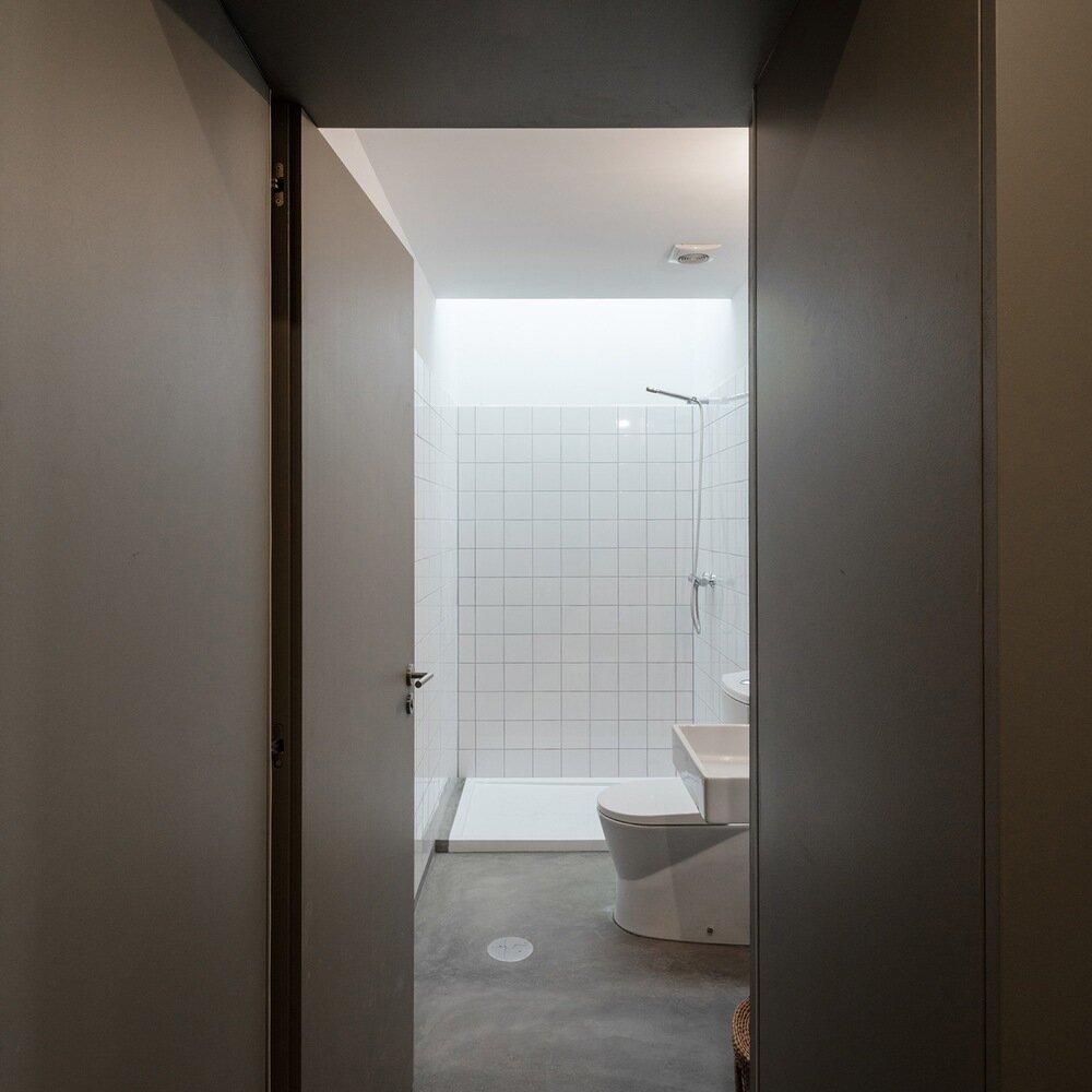 The Green House - URBAstudios - Portugal - Bathroom - Humble Homes