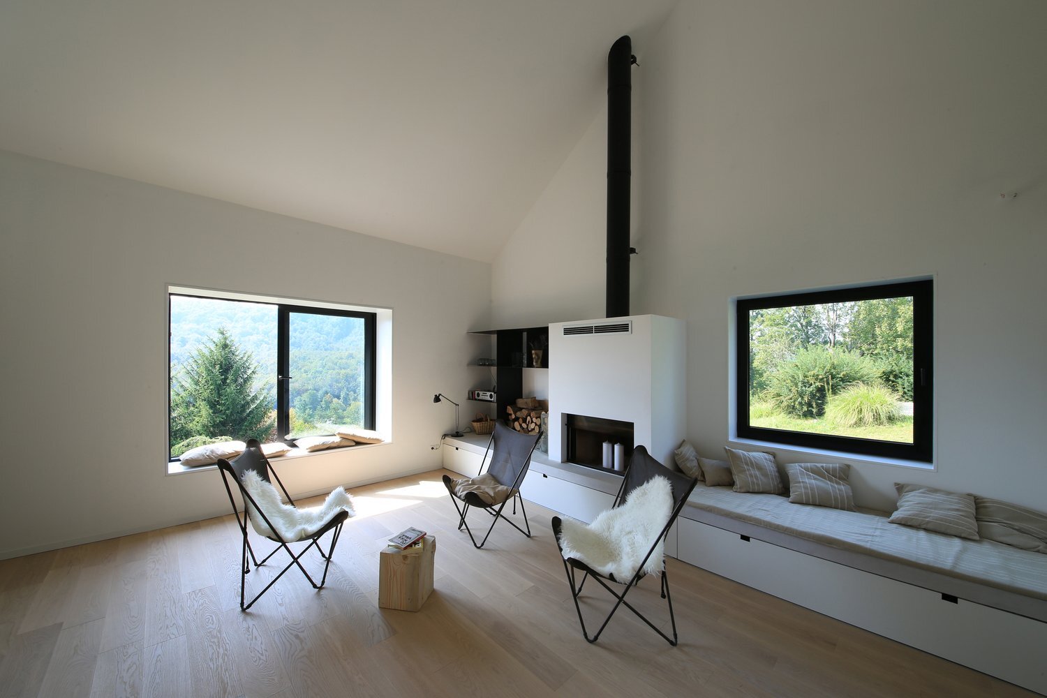 Walnut Tree, House and Terrace - PRO-S - Croatia - Living Room - Humble Homes