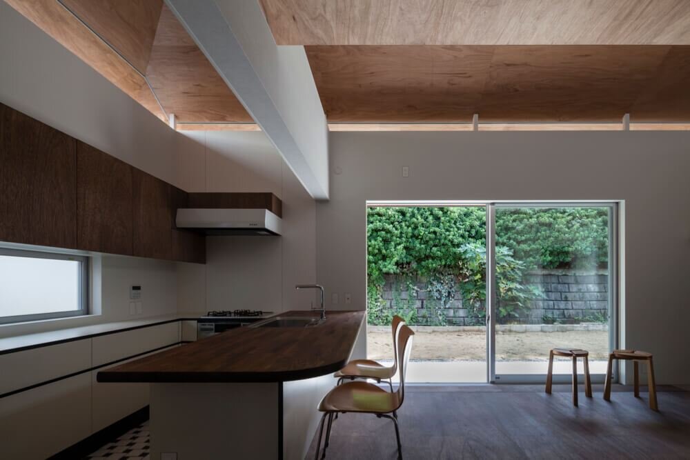 House-in-Hoshigaoka-Shogo-ARATANI-Architect-amp-Associates-Japan-8-Humble-Homes