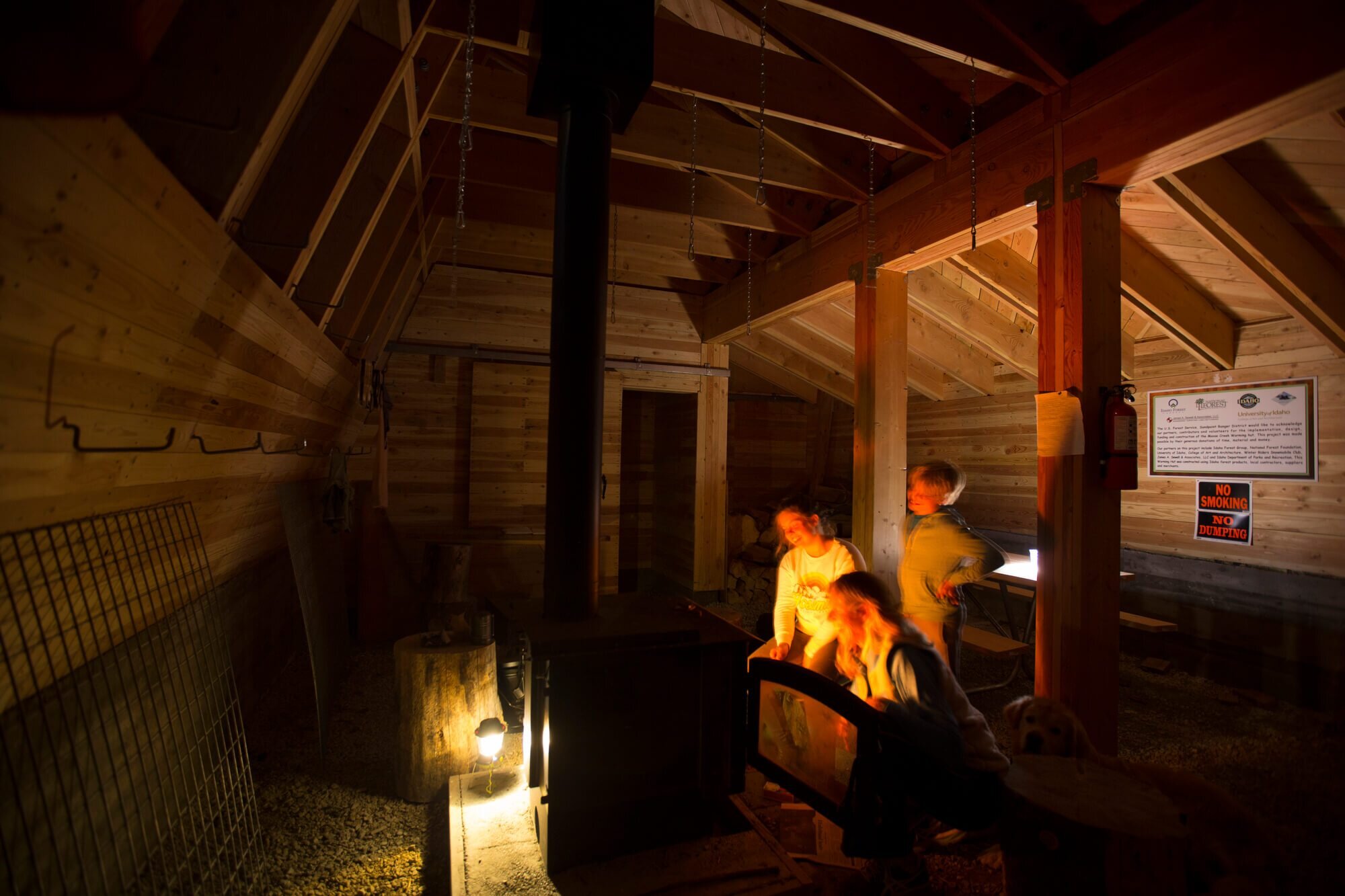 Moose-Creek-Warming-Hut-University-of-Idaho-Design-Build-Program-United-States-14