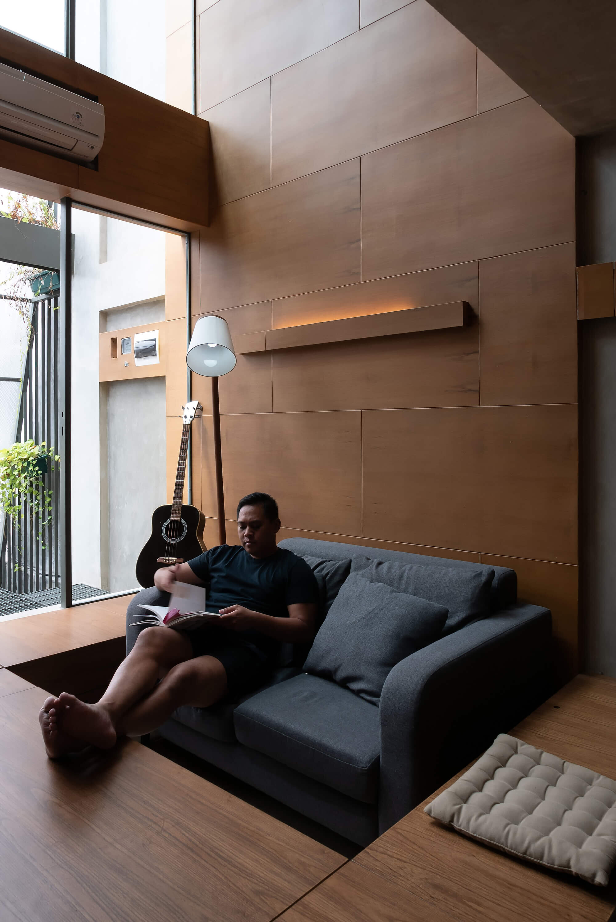  3500-Millimetre-House-Ago-Architects-Indonesia-18