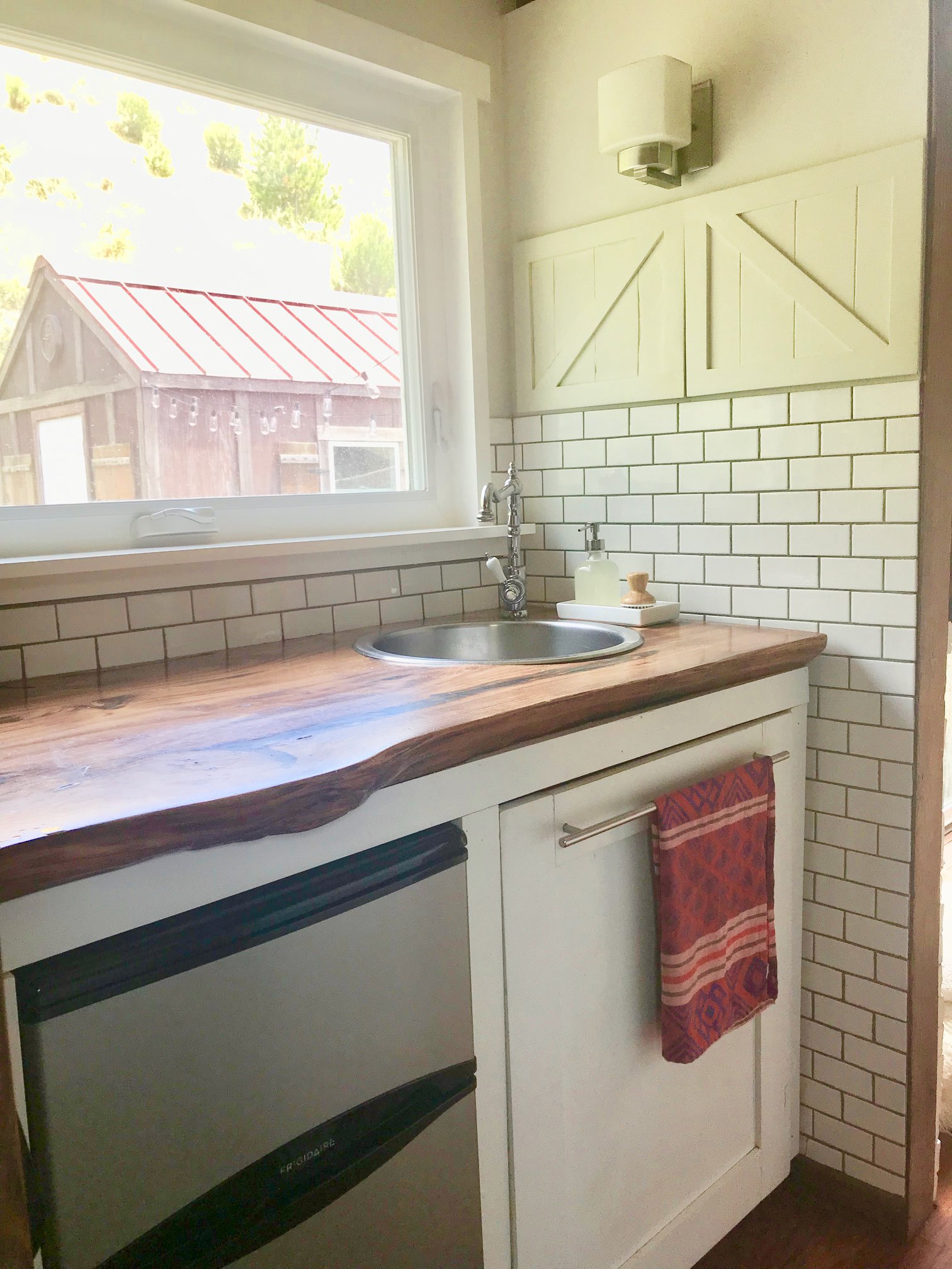 the-bluejay-tiny-house-12