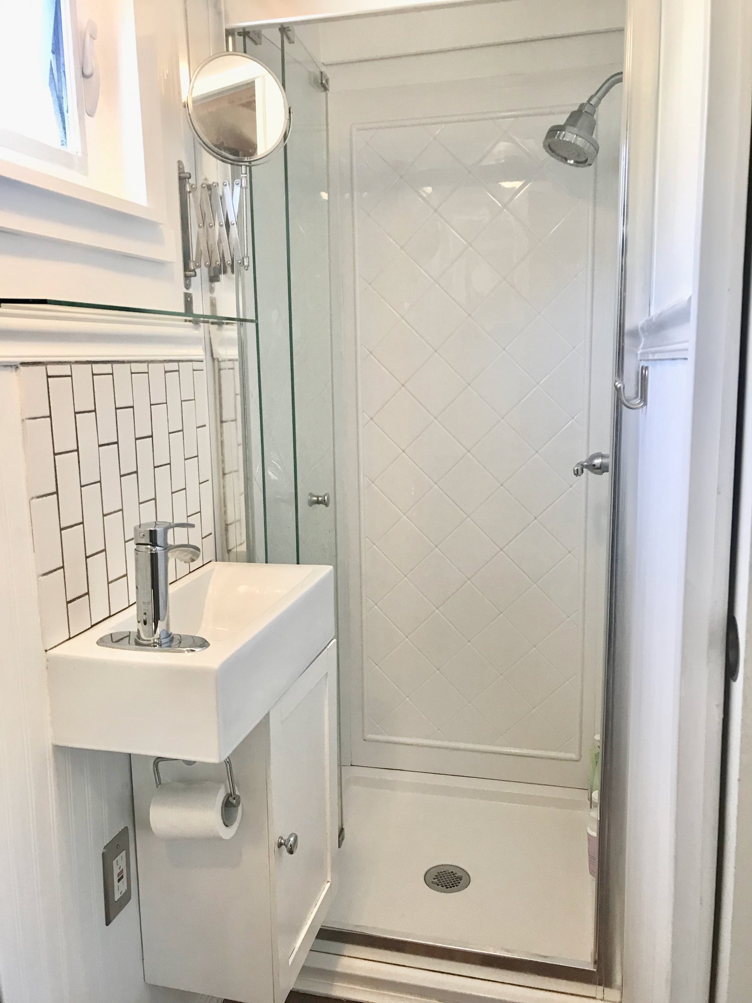 the-bluejay-tiny-house-13